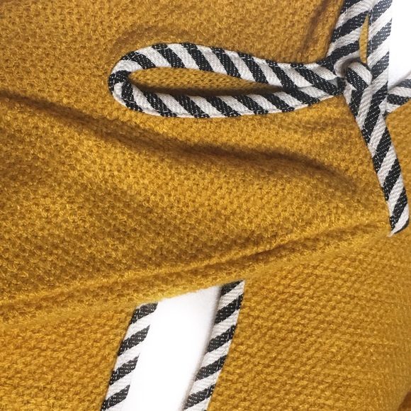 *NWT* Mustard Jacket - Picture 4 of 4